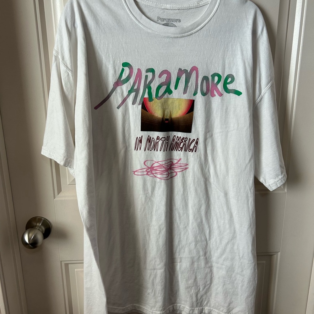 Paramore In North America 2023 Tour Shirt SZ XXL NEW